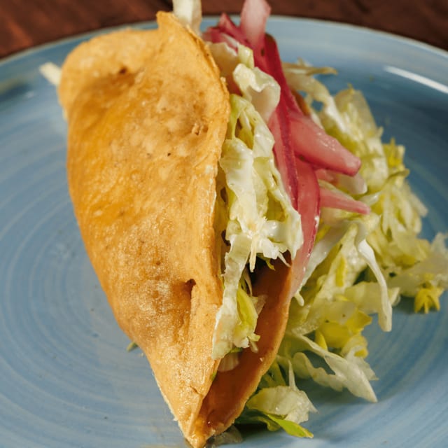 Hard Shell (Crispy) Shredded Beef Taco.