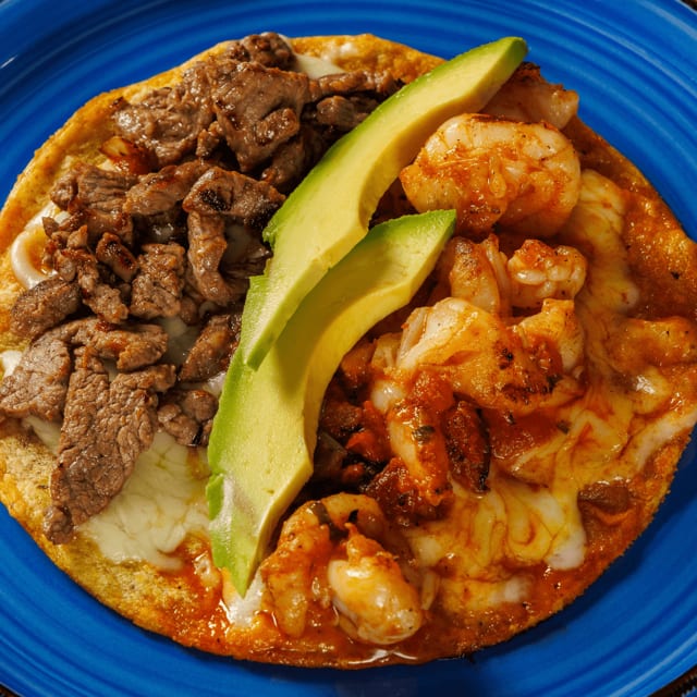 Surf & Turf (Taco Gobernador).